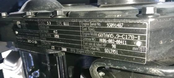 PC200 similar com Cummins Engine usou-se para o tipo máquina escavadora da esteira rolante do movimento de terras da construção
