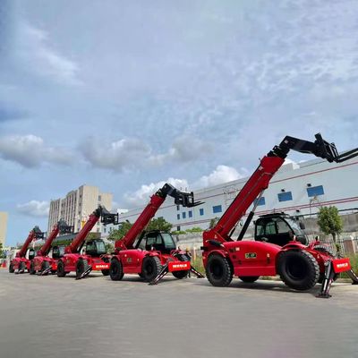 Adaptação telescópica hidráulica Mini Telescopic Forklift do auto da empilhadeira do alimentador