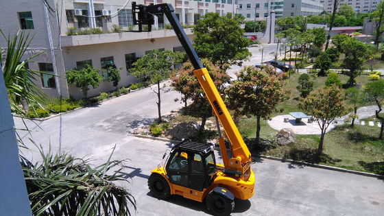 empilhadeira telescópica diesel 7m de direção de quatro rodas do alimentador de 3T 4T 14m Telehandler