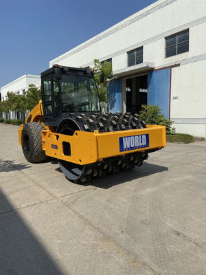 Cummins 4BTA3.9-C125 Vibratory Road Roller com velocidade de 0-5.5km/h 0-10km/h