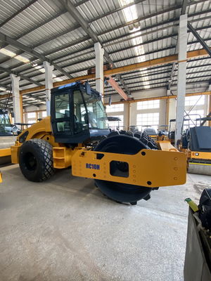 Roller de estrada vibratório de tambor de 1500 mm com motor Cummins 4BTA3.9-C125
