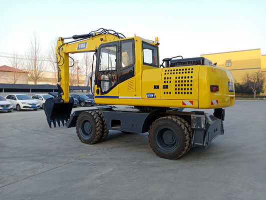 Mini-excavadora de rodas confiável com motor YUCHAI/YC4D125 e pneus 9.00-20/8