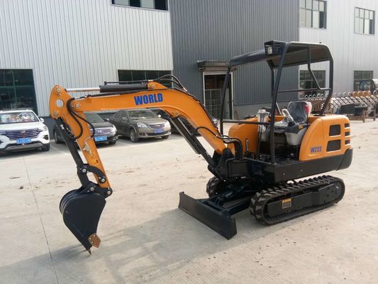 Profundidade máxima de escavação 2450 mm Pequeno escavadeiro para elevação máxima da lâmina 240 mm