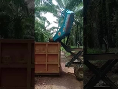 Trator do óleo de palma